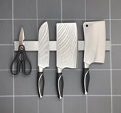 [one generation] creative European 304 stainless steel magnetic knife frame strong kitchen cutter collector wholesale
