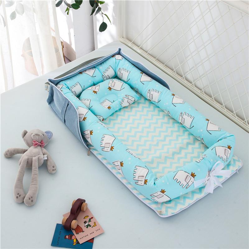 Portable baby crib