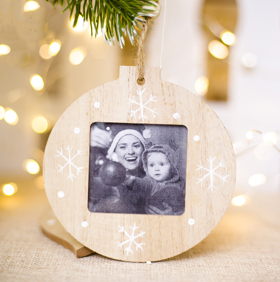 DIY Wooden Photo Frame Christmas Decoration