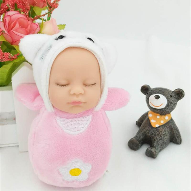 The factory sells sleeping dolls, plush toys, sleeping baby keys, small pendants, creative gifts dolls