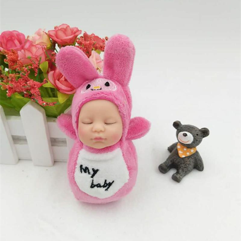 The factory sells sleeping dolls, plush toys, sleeping baby keys, small pendants, creative gifts dolls