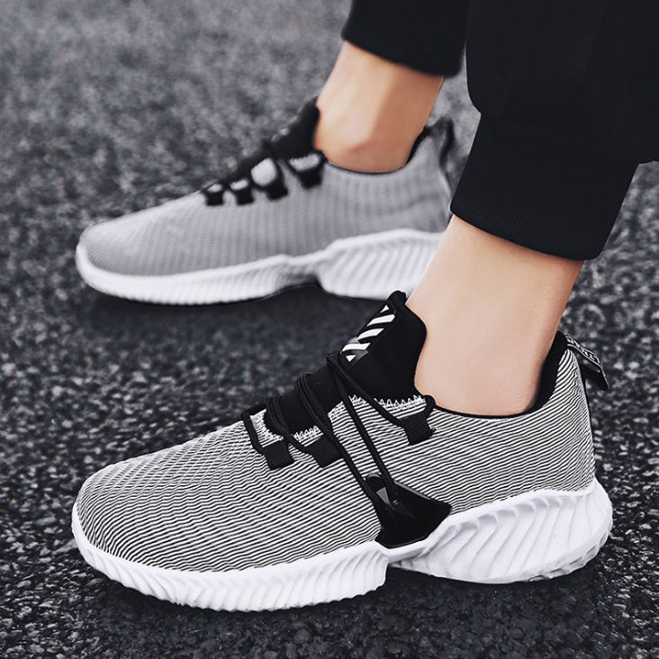 Breathable flying woven sports casual shoes shoes tide shoes running shoes