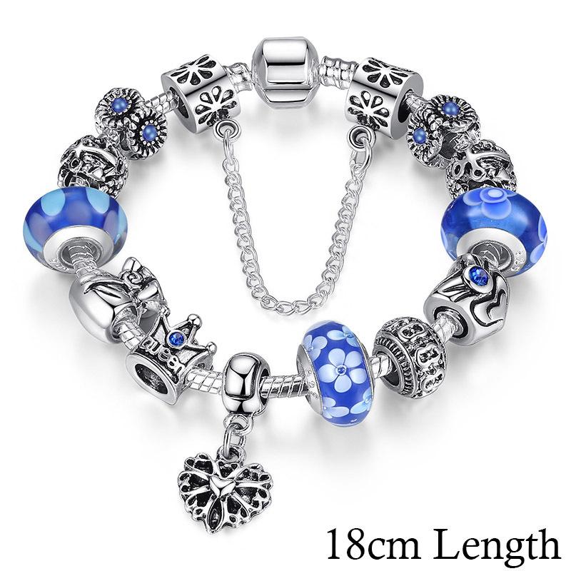 Pulsera de cuentas con corona de reina