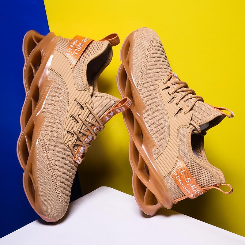Flying mesh shoes