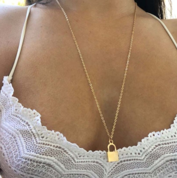 Collar triangulos