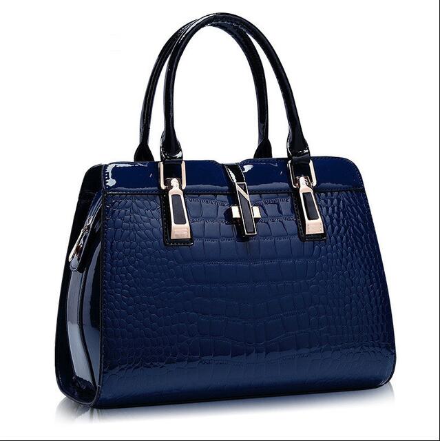 Casual women's fashion