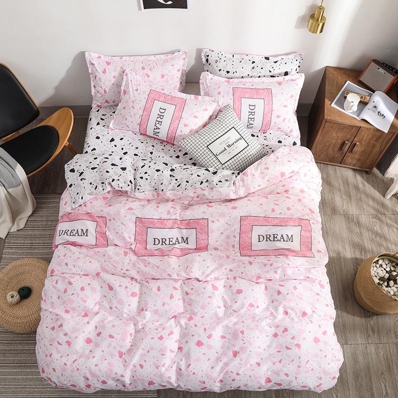 Heart print bedding set 3/4 pieces