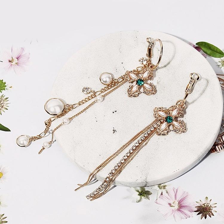 Vintage Asymmetric Pearl Tassel Earrings