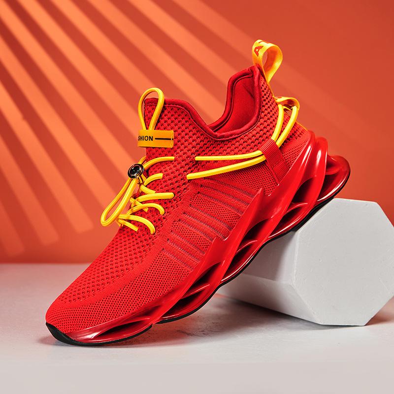 Mesh shoe blade sneakers