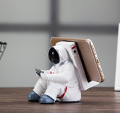 Astronaut spaceman phone holder