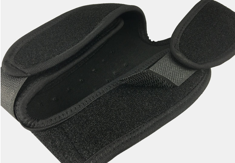Sports knee pads
