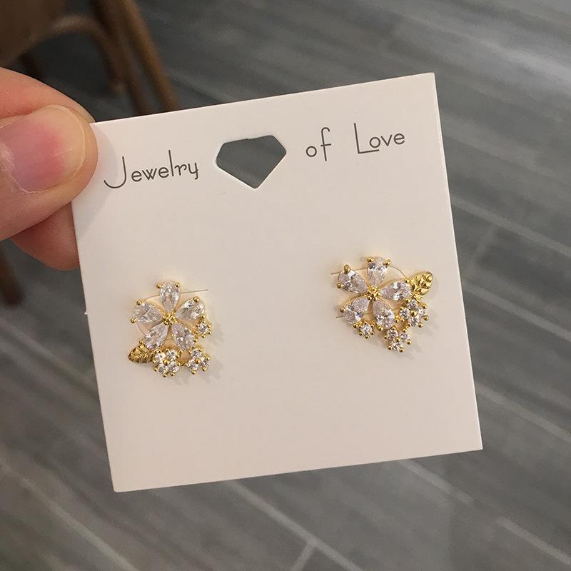 Sun flower stud earrings