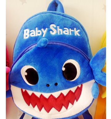 Mochila Baby Shark Escuela
