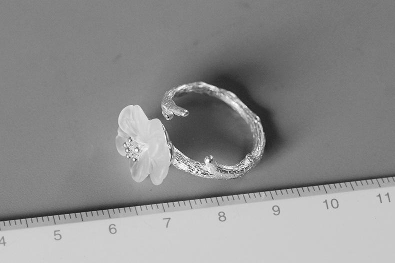 Creative flower branch  ring