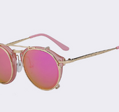 Fashionable men's and women's sunglasses