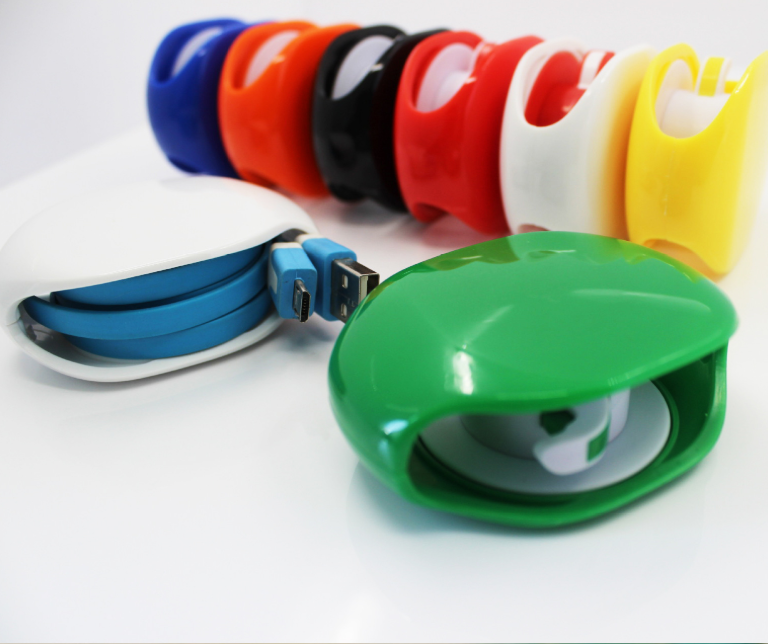 Automatic earphone retractor reel type push-type telescopic multi-function data storage box winder