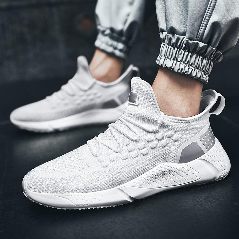Breathable flying mesh sneakers