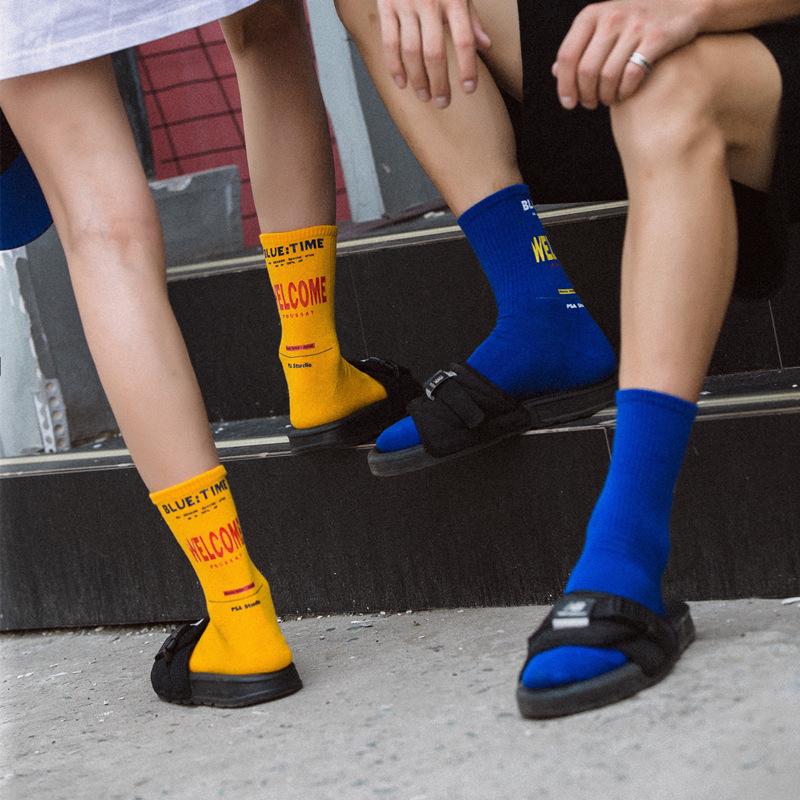 Korean letter men and women trend couple socks