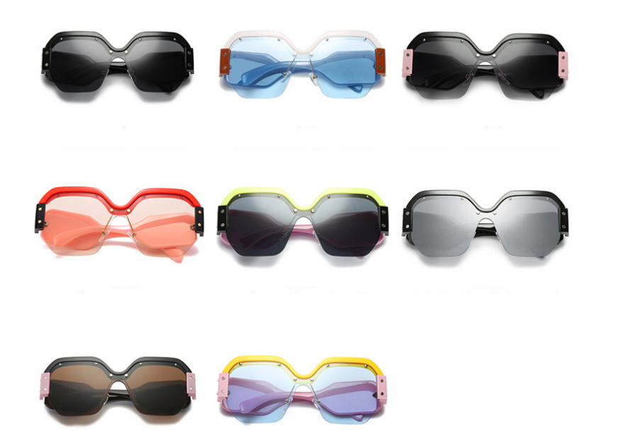 Large frame sunglasses