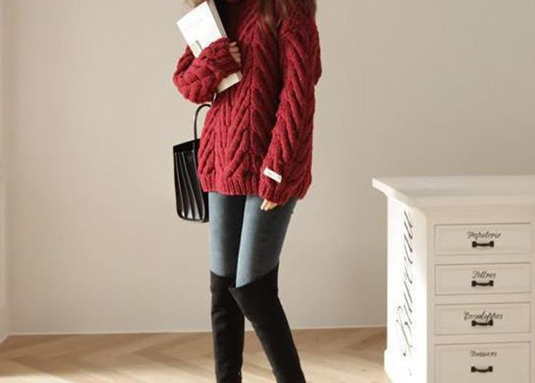 Turtleneck knit sweater