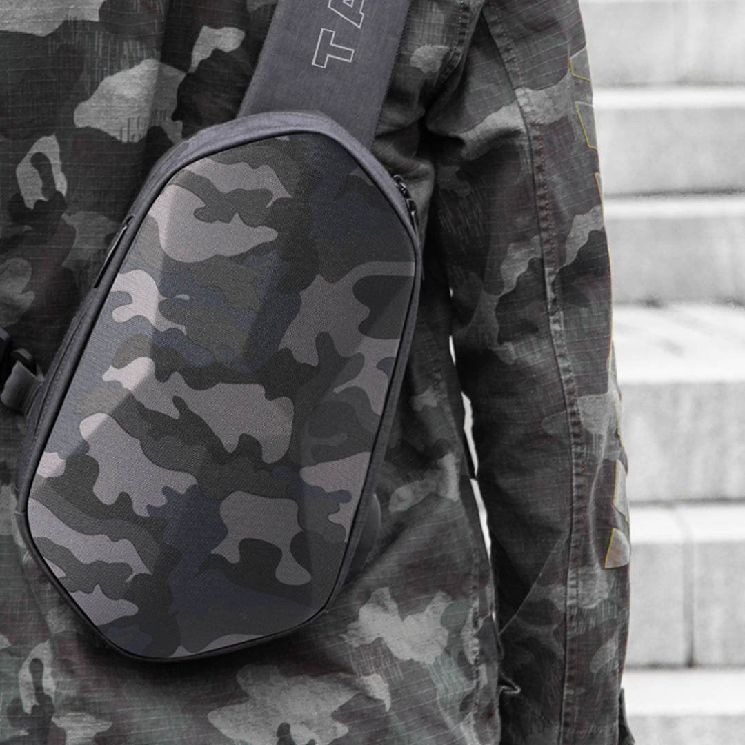 Polyhedron chest pack