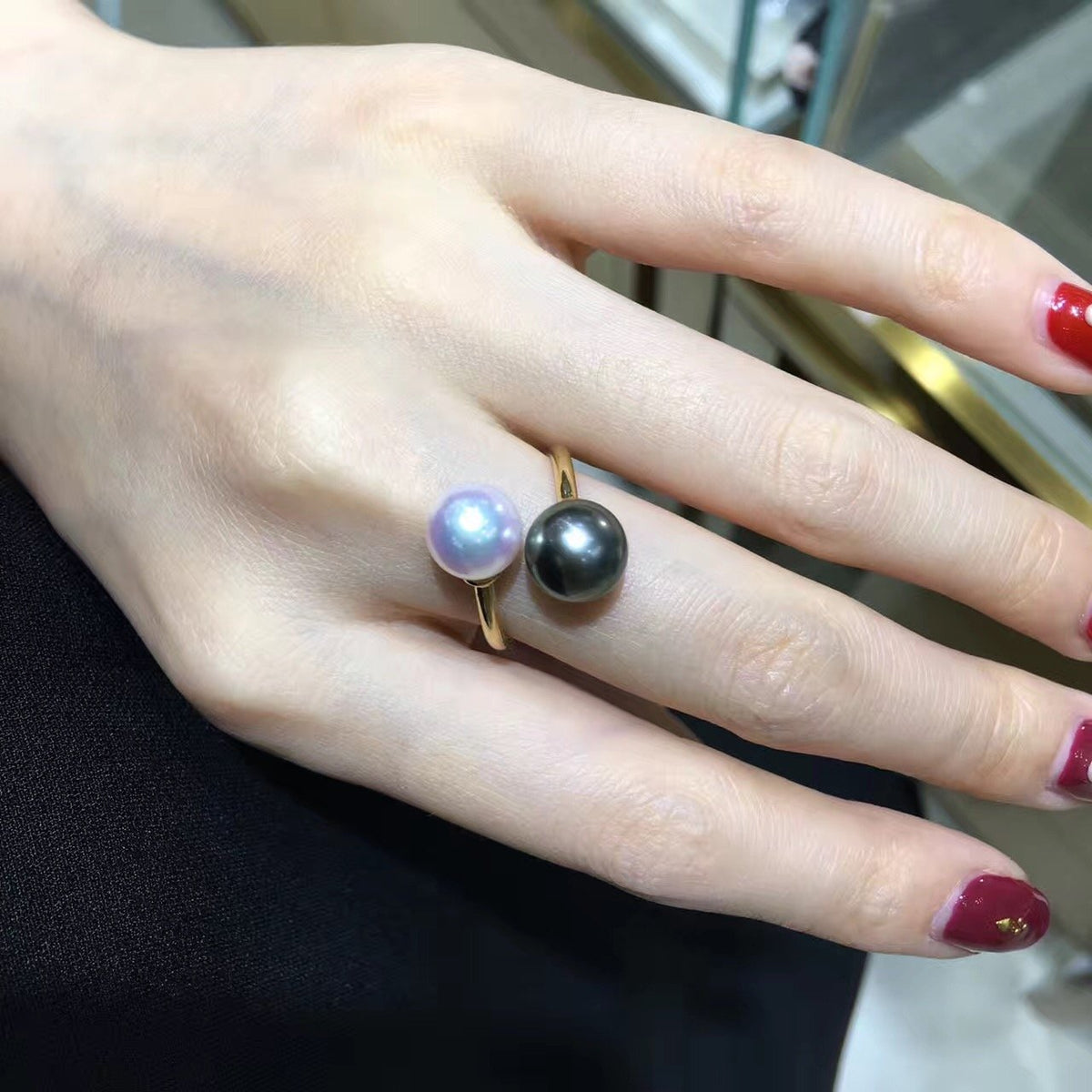 10mm round round flawless pearl ring