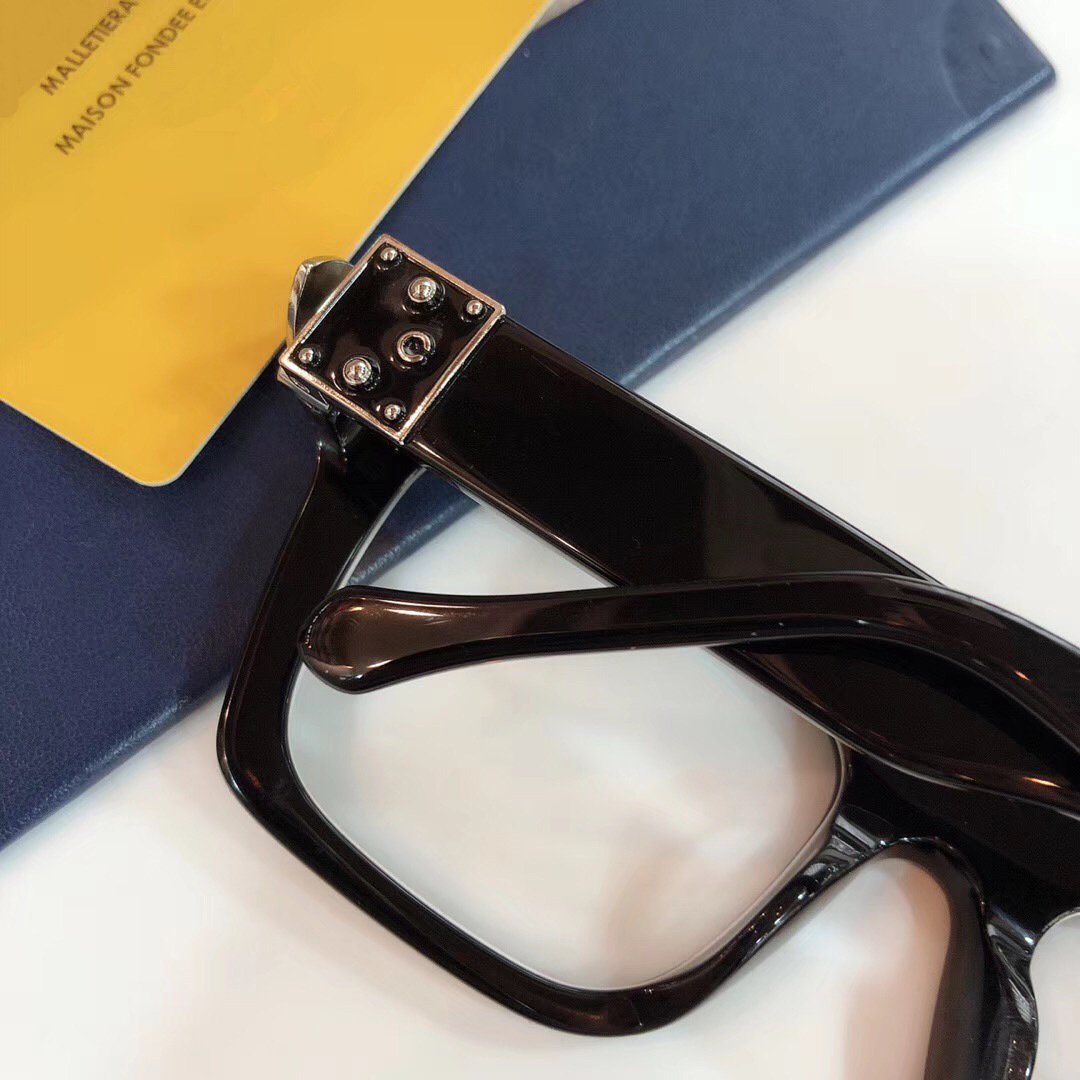 Fashion sunglasses
