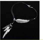 Collar Hoja De Plumas