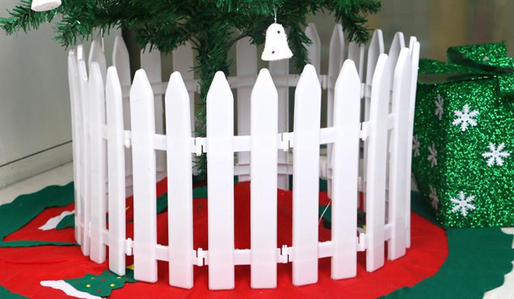 Christmas plastic fence