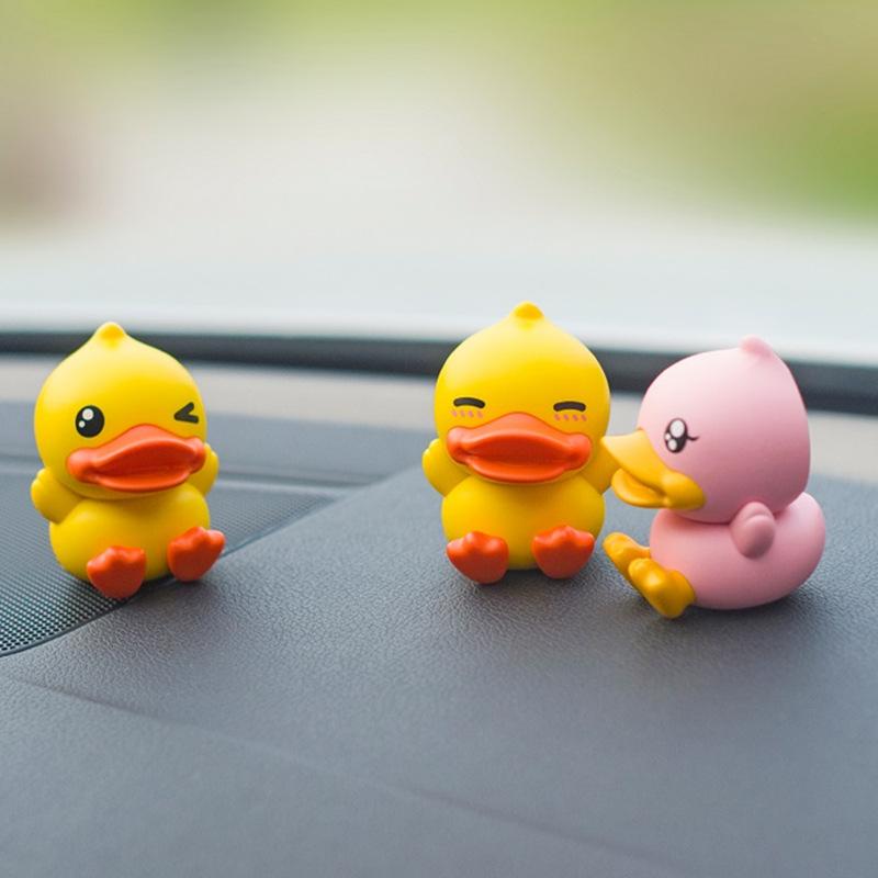 Little yellow duck car aromatherapy