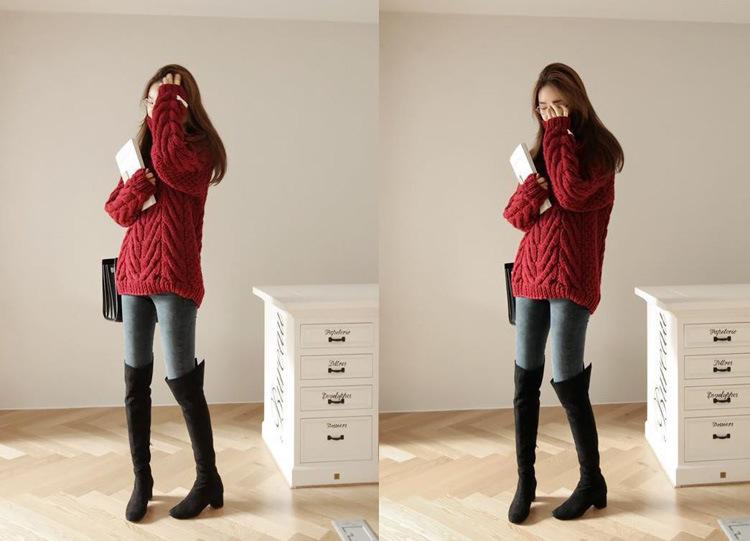 Turtleneck knit sweater