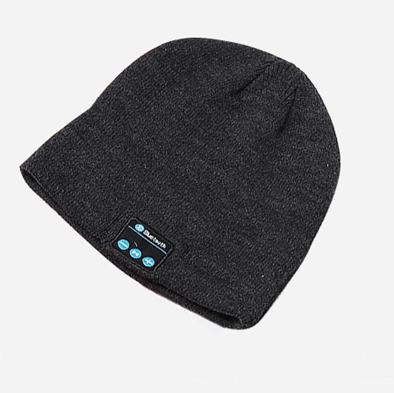 Wireless bluetooth knitted hat calls music stereo