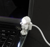 Luz LED de astronauta con puerto USB